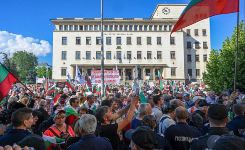 Bulgaria: Large protests against the euro
