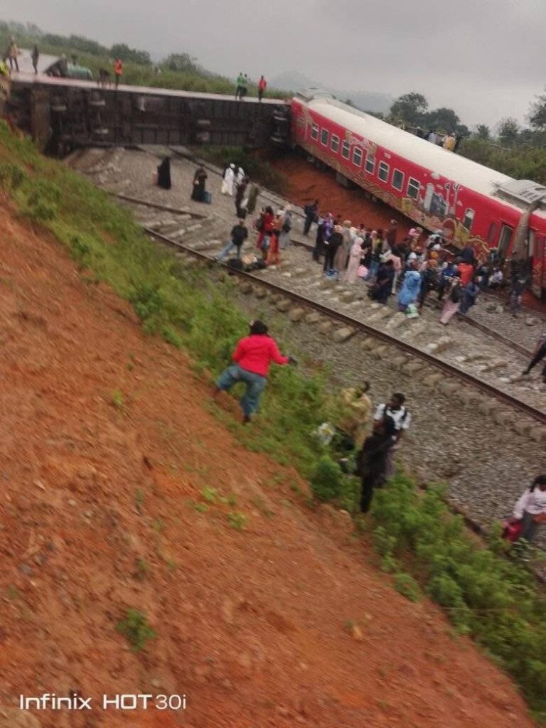 Many Injured as Abuja–Kaduna train derails with passengers onboard