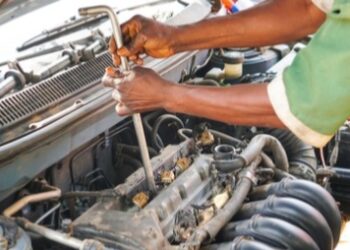 Otti directs Auto mechanics, Spare Parts Dealers In Aba to relocate to Ovom Industrial Cluster