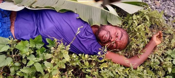 Tragedy in Aba: Man Falls to His Death from Top of Moving Train 2 Tragedy in Aba: Man Falls to His Death from Top of Moving Train