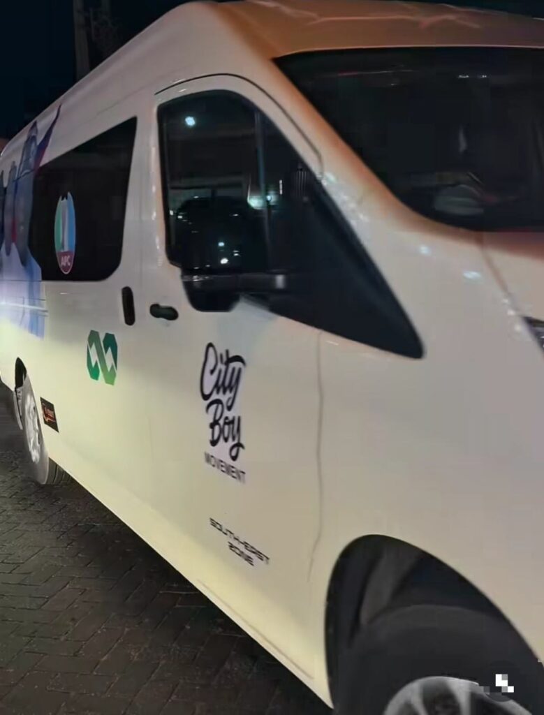 Igbo Billionaire Zenco Group Donates Brand New Buses to Tinubu’s City Boy Movement